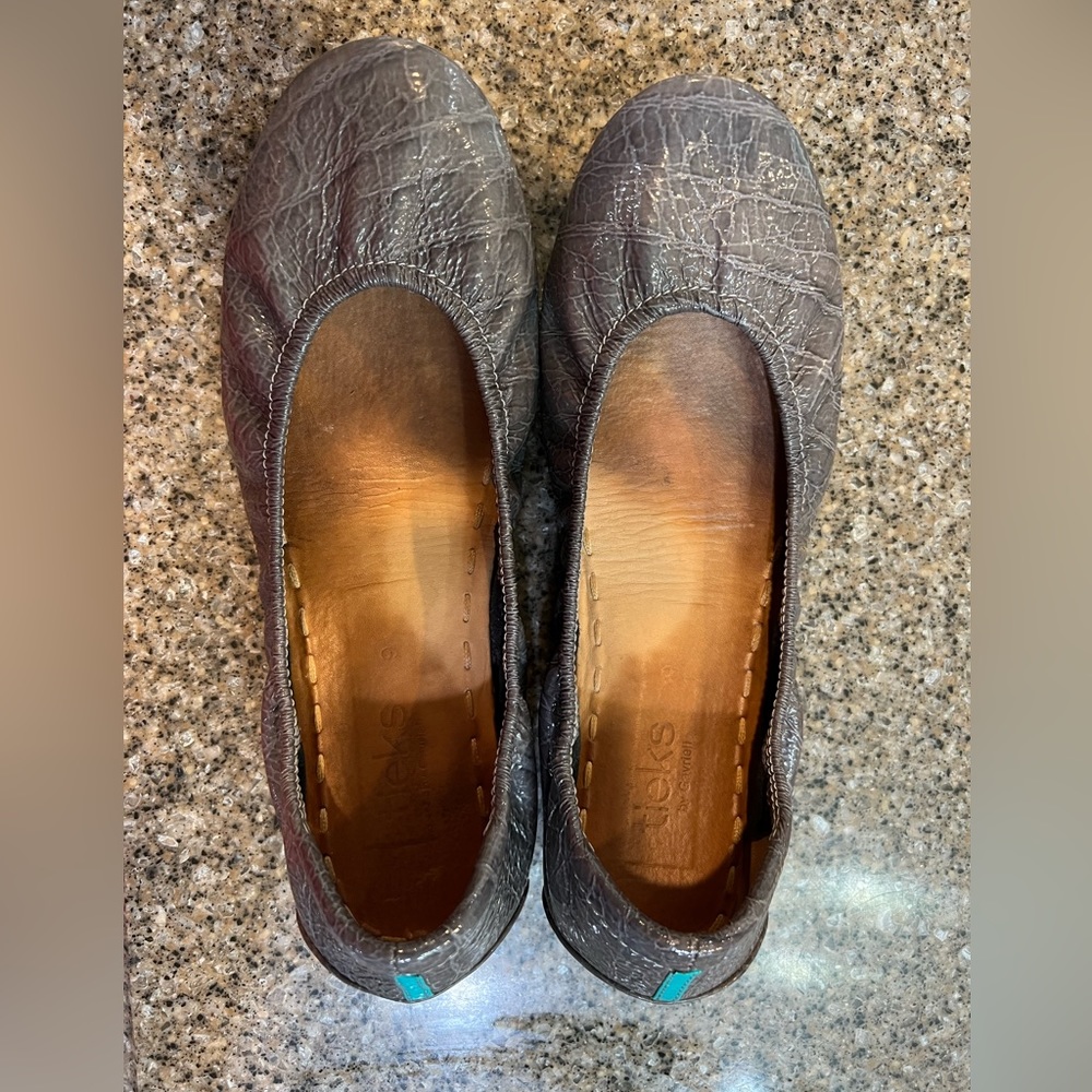 Tieks slate grey croc